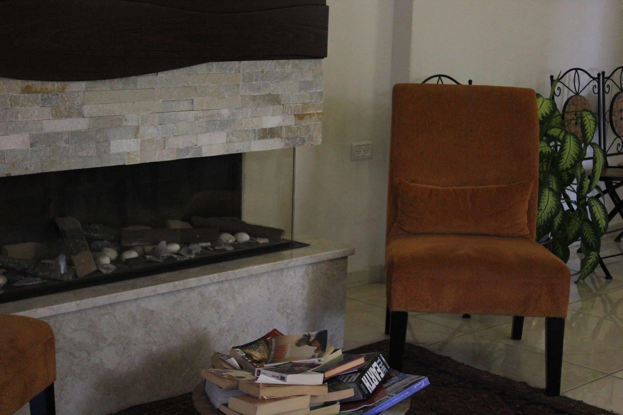 Lavender Boutique Hotel Ramallah Exteriör bild
