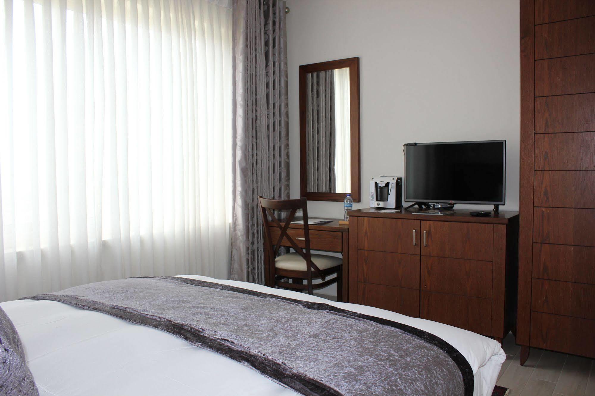 Lavender Boutique Hotel Ramallah Exteriör bild